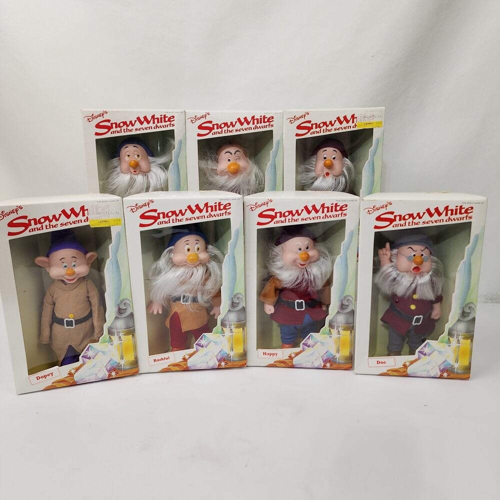 Disney Snow White And Seven Dwarfs by Bikin NIB Gumpy Doc Sleepy Bashful Happy